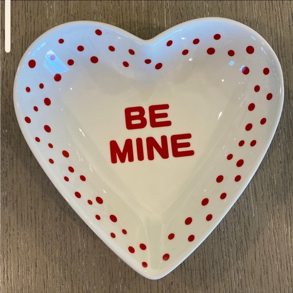 Be Mine Valentine’s Heart Dish ❤️ - Picture 2 of 2